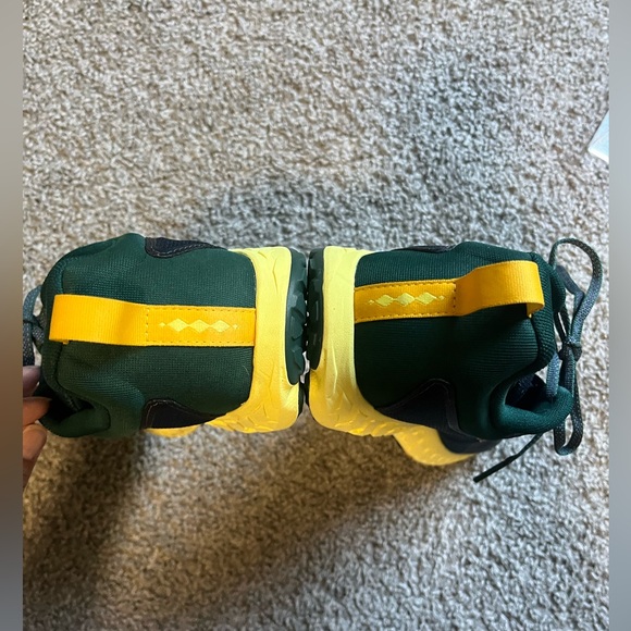 Altra Trail Running shoes - Picture 6 of 12